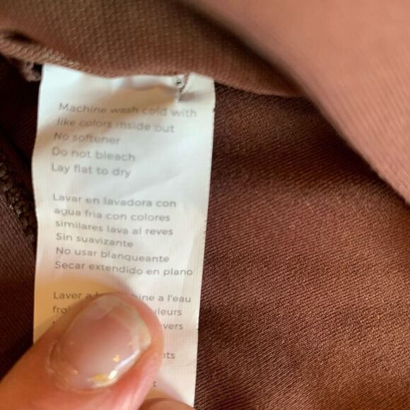 Fabletics Boost Medium Impact Sports Bra Brown Maroon Pink Melon Size Lg NWOT - Picture 10 of 13